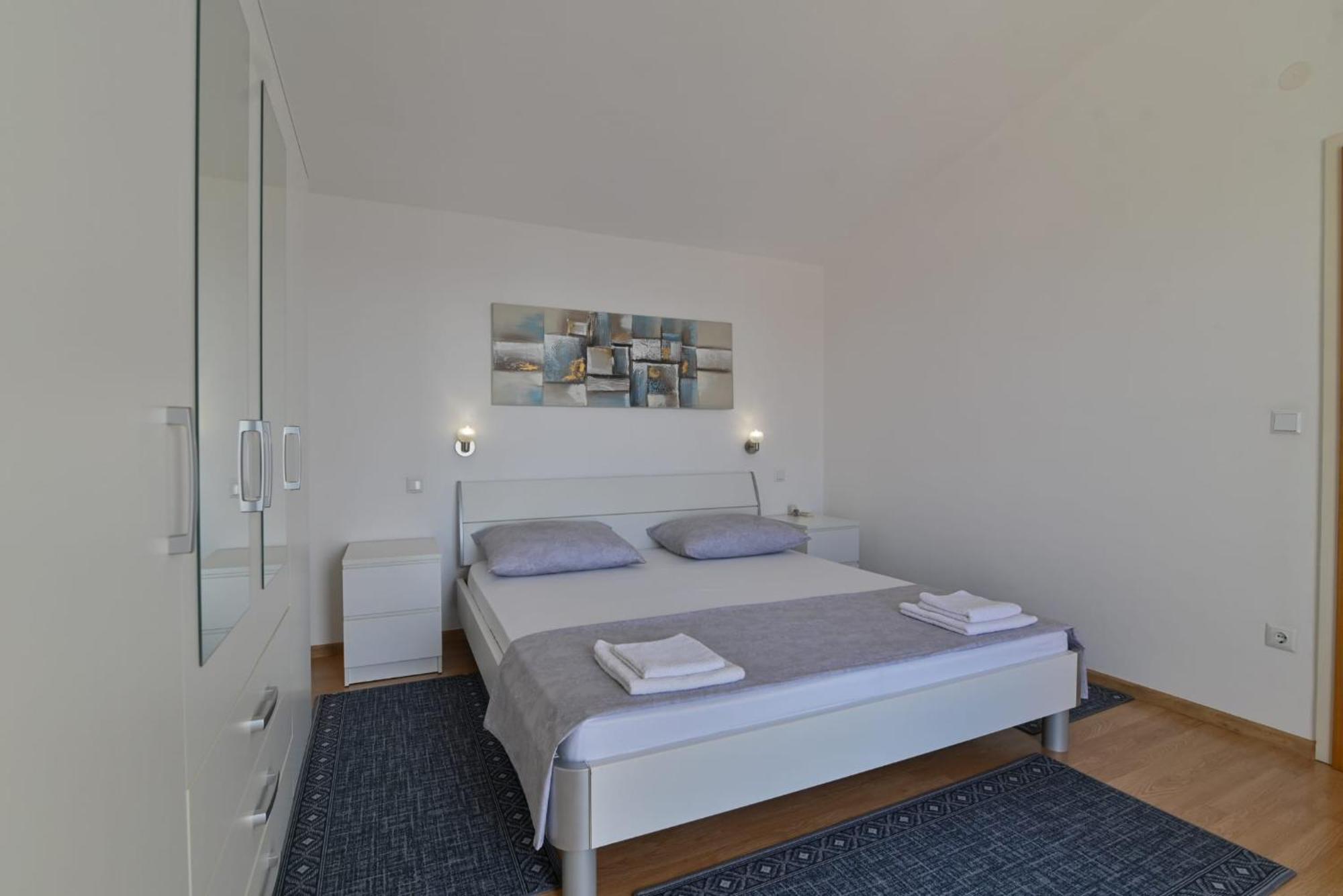 Rina Vacation Home Trogir Eksteriør billede